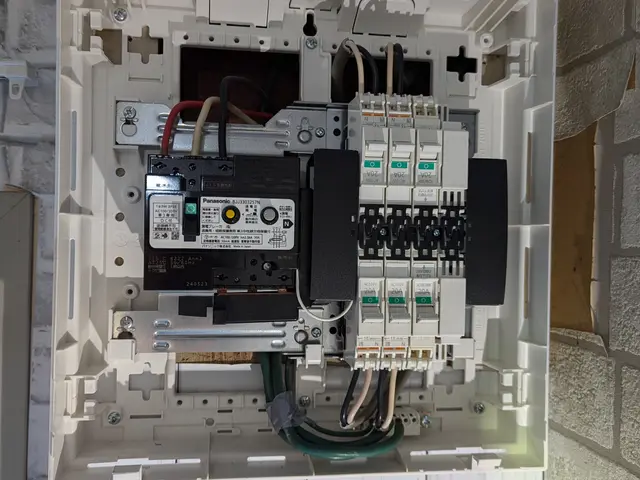 コンセント•スイッチ•分電盤•配線•容量変更。サービスの画像