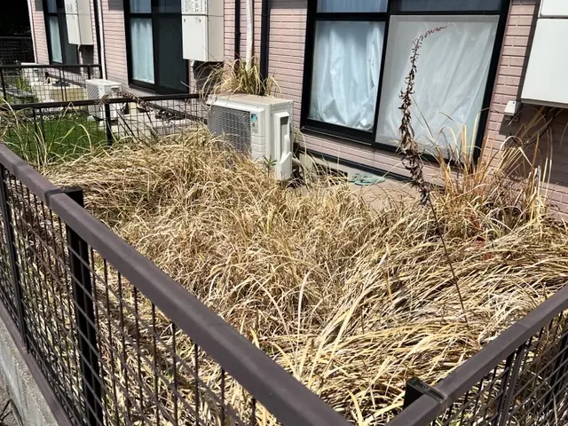 【三重県発】人工芝施行 下地作りから丁寧に作業します。現地お見積もり無料です！サービスの画像