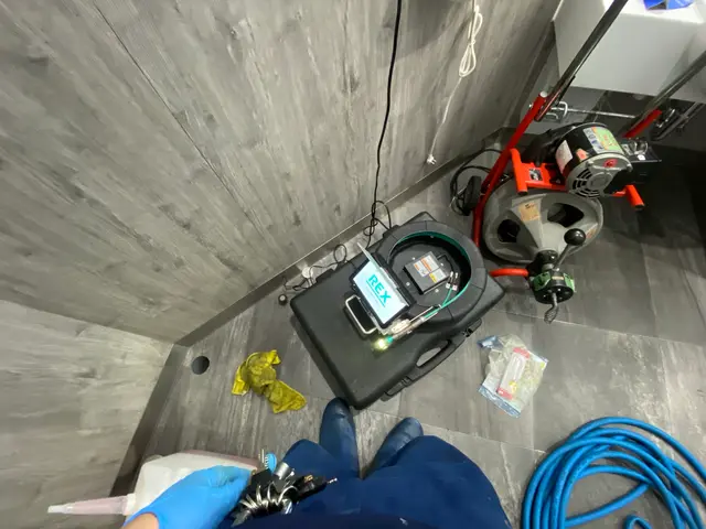 圧倒的な現場経験より、適切な機材にて高圧洗浄致します。サービスの画像