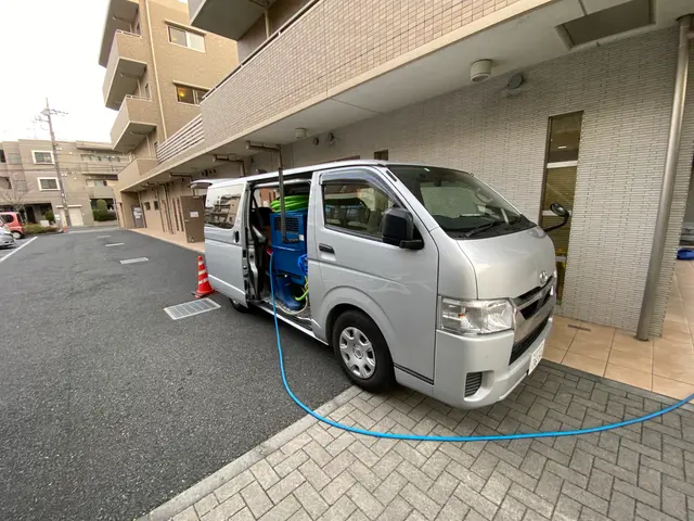 圧倒的な現場経験より、適切な機材にて高圧洗浄致します。サービスの画像