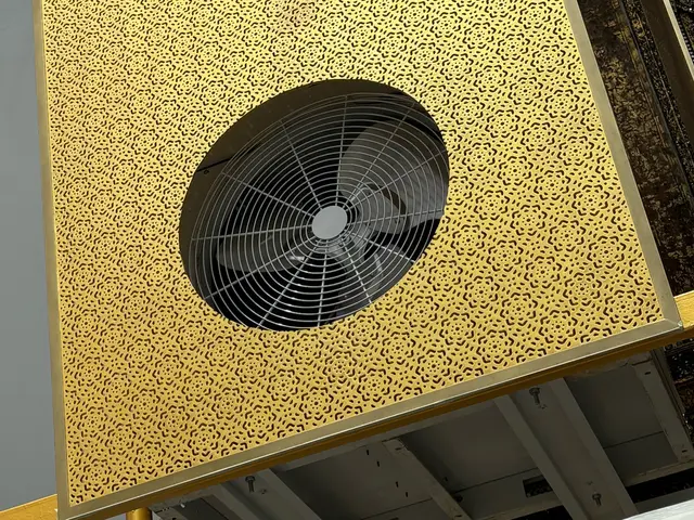 駐車場代お店負担◎損害保険加入◎営業時間外や対応地域外のご予約も相談・対応可能サービスの画像