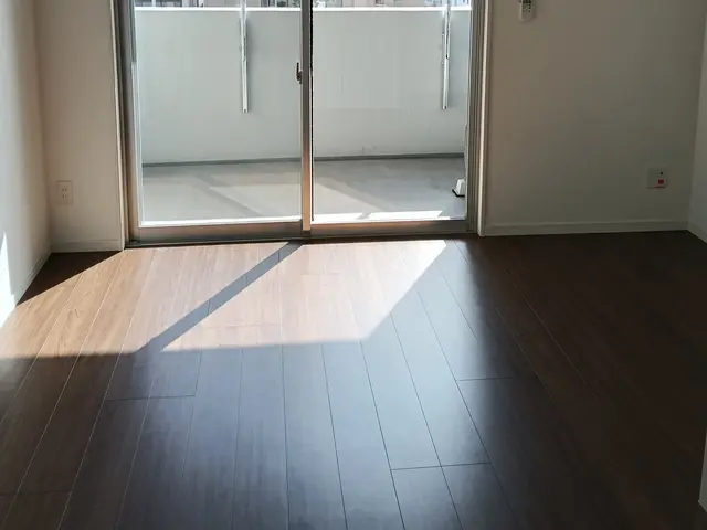 家を愛する職人が、外注一切なしの自社施工でお客様のご都合に合わせて丁寧に作業サービスの画像