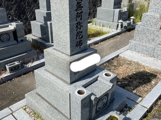 【お墓のお参り清掃専門業者です。】暑いこれからの季節。全てお任せ下さい♪サービスの画像