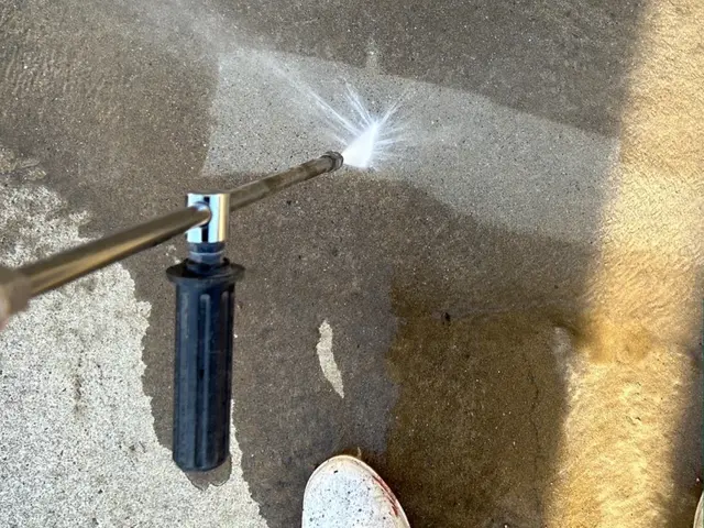 高圧洗浄で土間綺麗サービスの画像