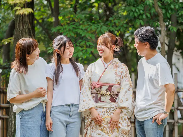 自然な笑顔を引き出す家族写真｜女性カメラマンが丁寧に撮影します｜土日相談可