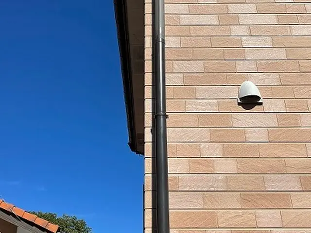 【業歴22年の実績】雨樋の修理/清掃は部分から喜んで承ります◎サービスの画像