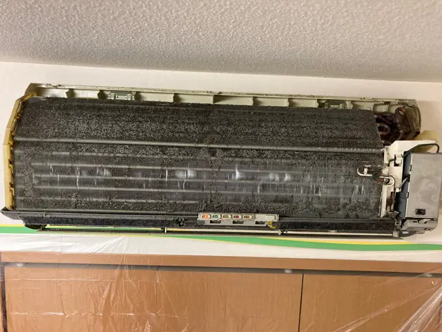 エアコンに優しい洗剤で丁寧に仕上げます。作業実績年間1000台以上【損保加入済】サービスの画像