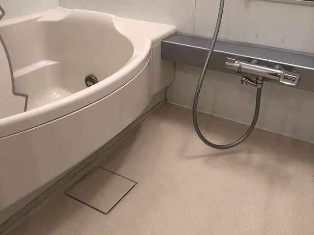 ★必ず女性が訪問★浴室クリーニングのことならお任せ下さい！サービスの画像