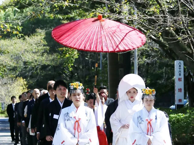 前撮り+挙式披露宴でご依頼頂けましたら割引させて頂きます。