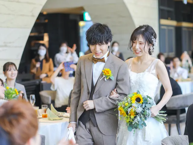 前撮り+挙式披露宴でご依頼頂けましたら割引させて頂きます。