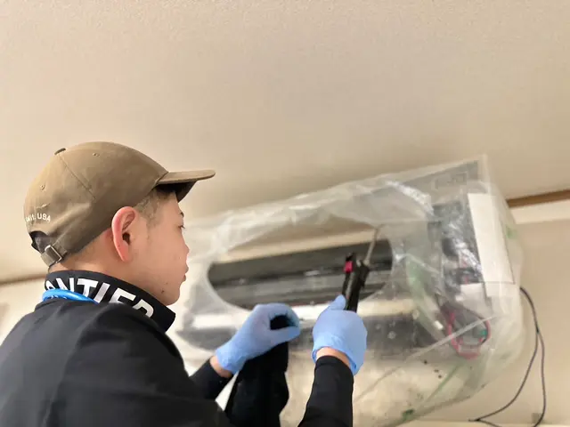 丁寧に対応！若手にお任せエアコンクリーニングサービスの画像