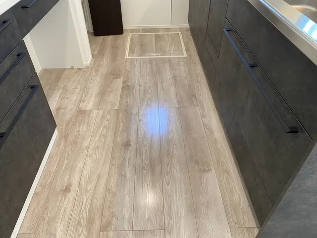 福岡を拠点とし九州一円の地域でガラスコーティングを提供している専門店です。サービスの画像