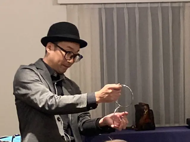 ☆マジシャンを呼んでパーティーを華やかに演出しませんか？誕生日・記念日にも