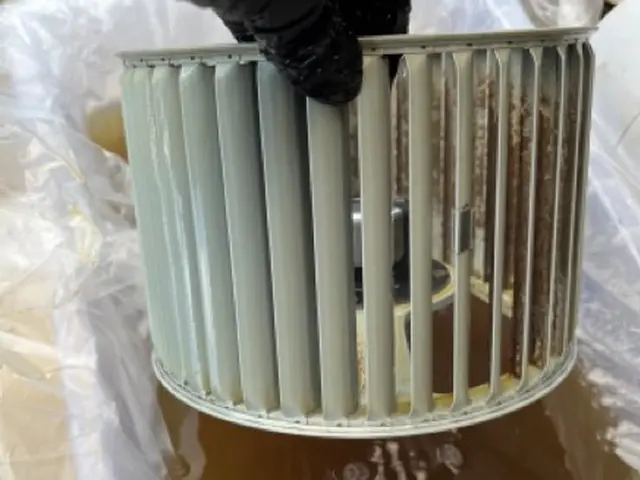 年末掃除できなかった汚れは年始に　安心の法人経営サービスの画像