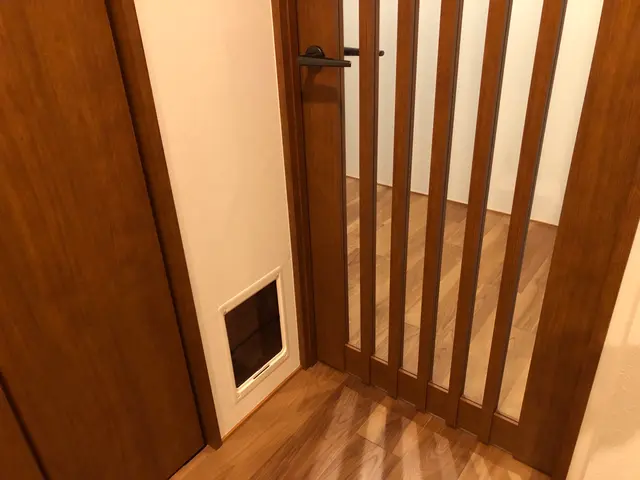 扉以外にも施工可能！壁やその他、臨機応変に対応・施工します◎キャットウォーク◎サービスの画像