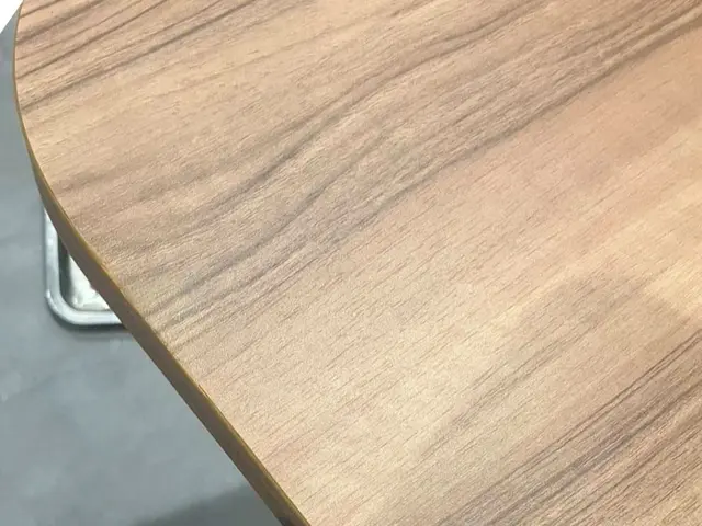 女性の補修プロが作業致します！損害保険加入済み！補修実績1000件以上！サービスの画像