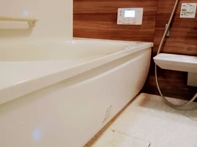 浴室、換気扇クリーニングセットでお得◎数種類の専用洗剤工具で嫌な汚れを落としますサービスの画像