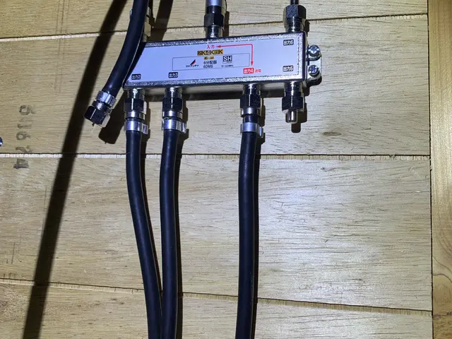 アンテナ修理・調整サービスの画像