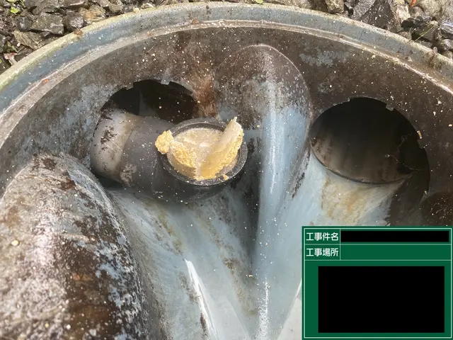 プロの高圧洗浄・排水管クリーニングサービスの画像