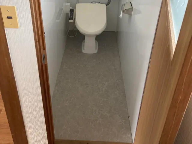 一式、脱衣所、トイレ、９０００円サービスの画像