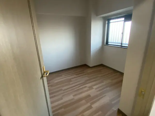 【土日祝対応可能です】自社で最後まで責任持って施工！クッションフロア張替えサービスの画像