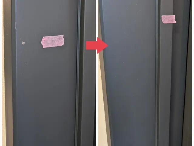 キズ、穴、凹みの補修はお任せください。木質系の床、枠、扉を丁寧な作業で修復しますサービスの画像