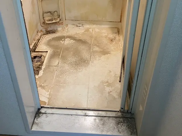 作業外注一切なし◎訪問時の駐車場代は当店が負担！保険加入済みで安心！サービスの画像