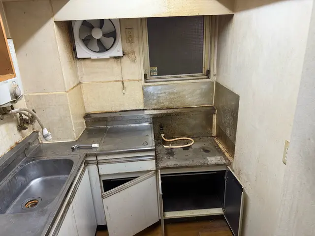 元プロキックボクサーの清掃！作業中のセキュリティー面はご安心下さいませ。サービスの画像