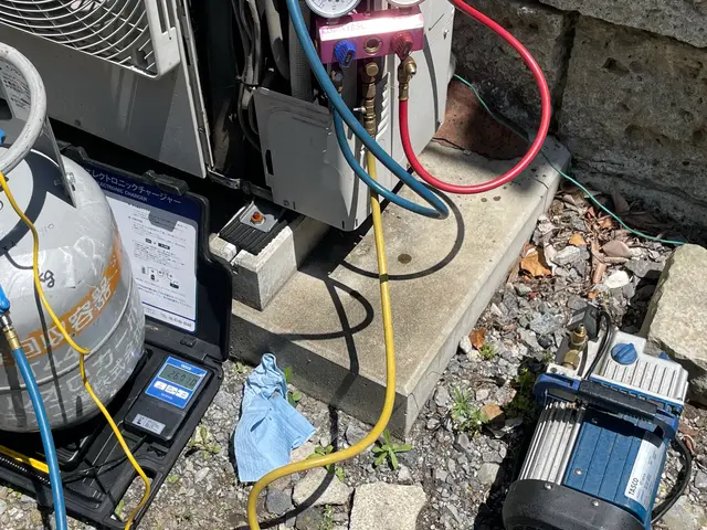 大手メーカーでの修理経験あり。第一種電気工事士、冷媒回収、ガス溶接等の資格ありサービスの画像