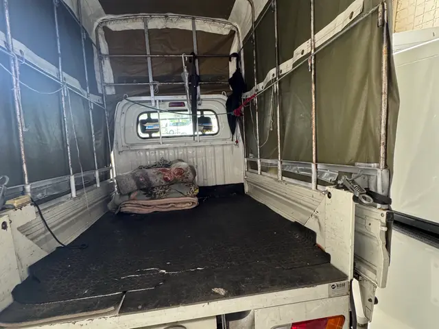 軽トラ幌車☆エアコン取付外し不用品回収お求めの方は問合せより^ ^サービスの画像