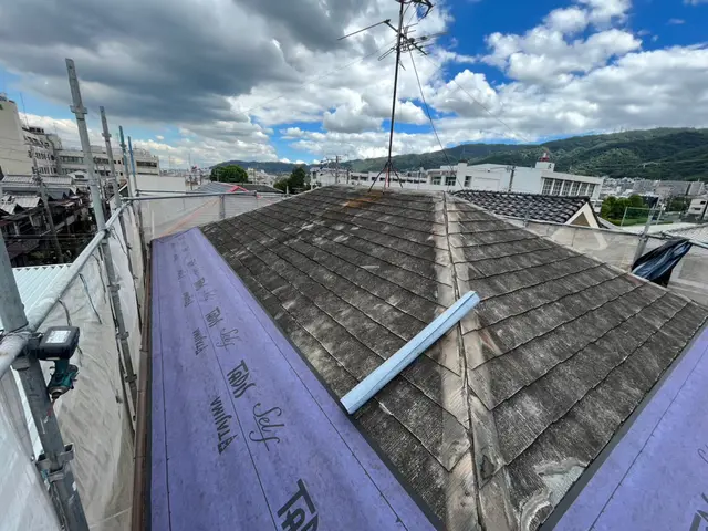 【業界１６年の経験と実績】屋根修理・カバー工事　即日駆け付けます！！サービスの画像