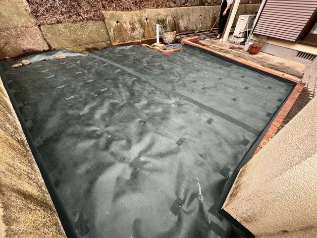 【防草シート】実績・経験豊富です◎丁寧に、確かな作業を致します！サービスの画像