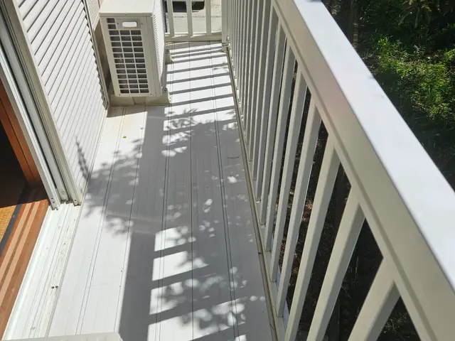 バルコニー洗浄プロの技術でバシッと解決サービスの画像