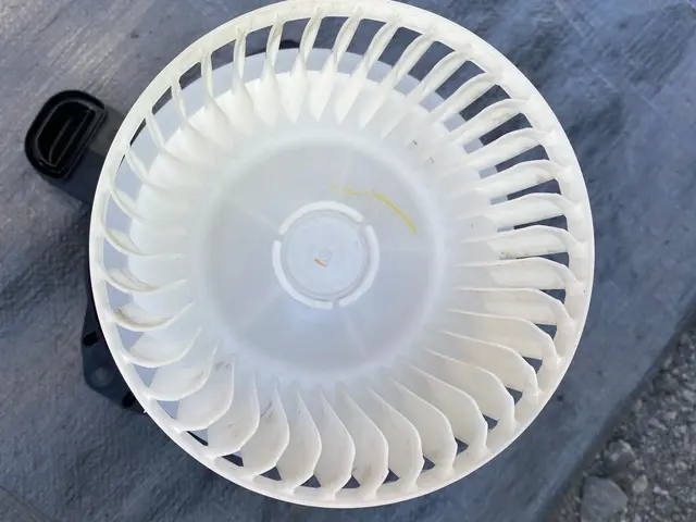 国産車：27,500円／輸入車：33,000円　クレジット／PayPay支払対応サービスの画像