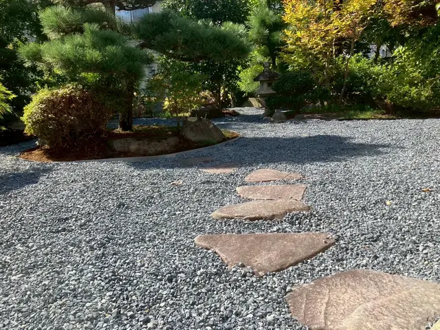 「匠の防草ジャリ施工」サービスの画像