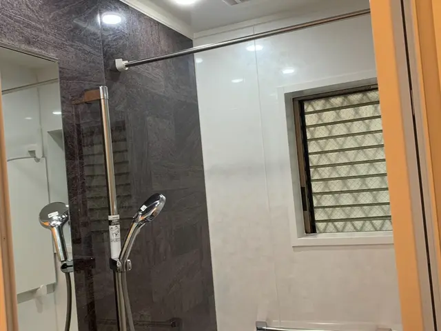 豊富な知識でお客様に沿ったプランで浴室工事行います！シート工事も可。サービスの画像