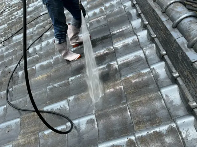 スレート（コロニアル屋根）屋根の塗装工事サービスの画像