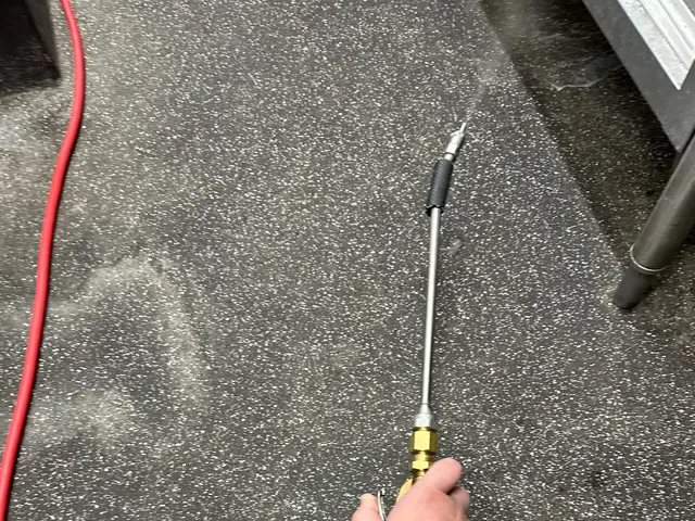 【アワード受賞店】■■専門業者■■厨房チャバネ■徹底駆除■防除■再発防止■サービスの画像