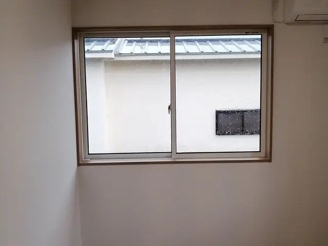 初めての方も安心☆ガラスサッシクリーニングサービスの画像