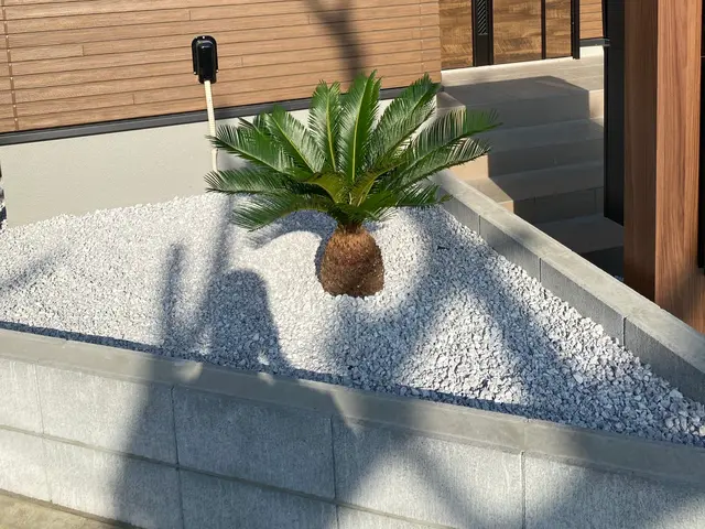 砂利敷、除草込みサービスの画像