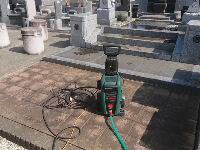 創業50年の確かな技術で大切なお墓を美しく甦らせます！丁寧な作業をお約束サービスの画像