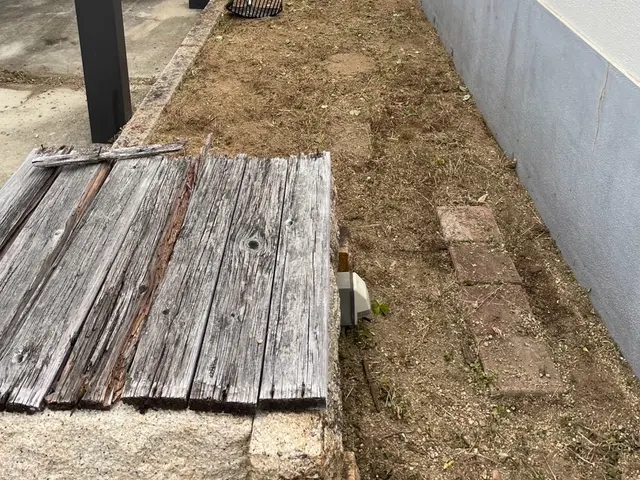 草むしり手作業サービスの画像