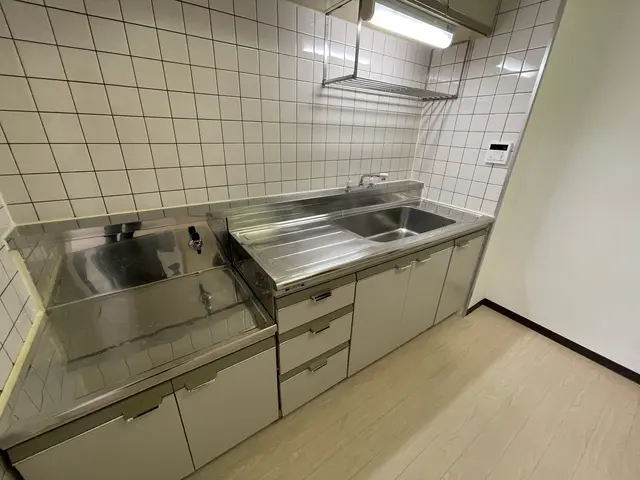 【年中無休で営業中！】業歴14年の豊富な経験と実績◎仕上がり保証付きで安心！サービスの画像