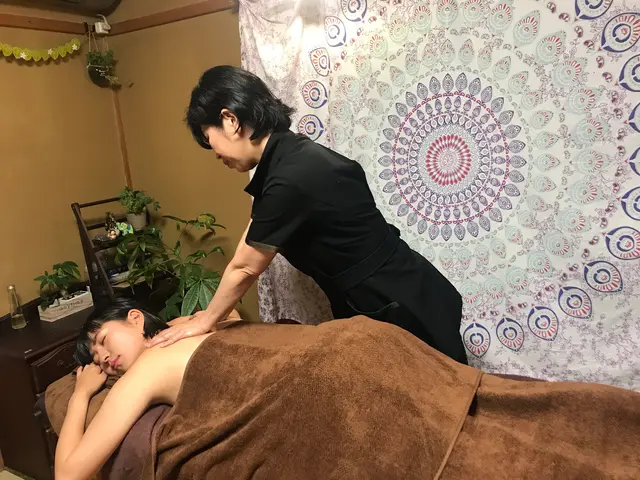 ボディケア&アロマリンパ&足つぼのMIXがお勧め！！極上の癒し時間をお届け♬サービスの画像