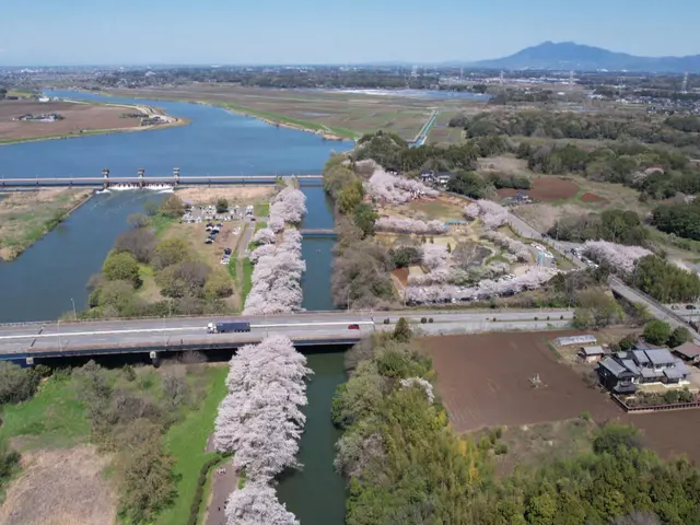 近年必須の国家資格である、一等無人航空機操縦士のプロフェッショナルが対応します。