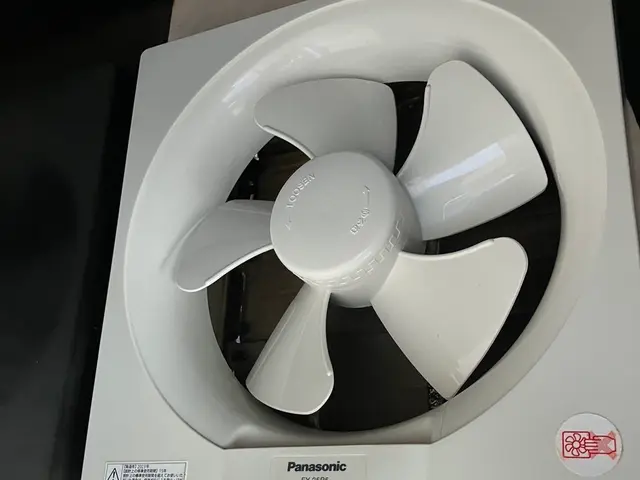 夜間・早朝対応可◎細部まで徹底クリーニング！汚れ具合や劣化具合で臨機応変に対応◎サービスの画像