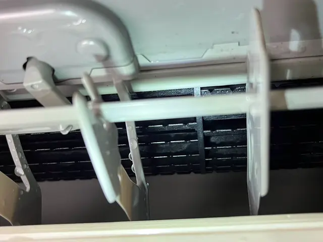 人・素材・周囲環境に安全なエコ洗剤を使用しています　夫婦作業で安心と満足をご提供サービスの画像