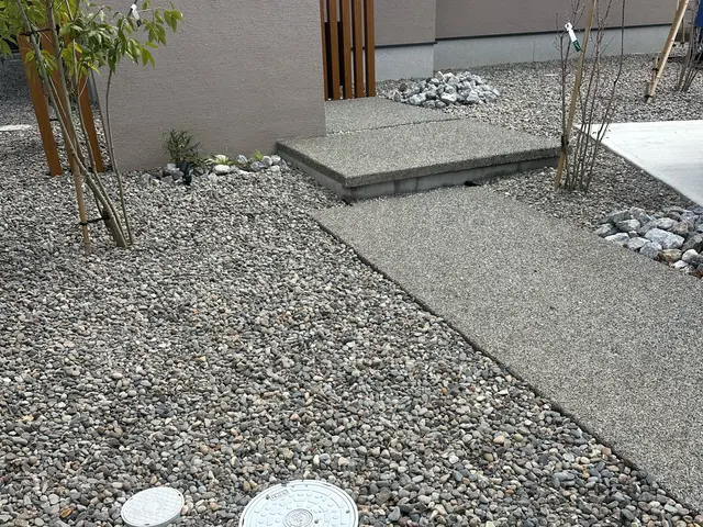 【口コミ500件突破☆】1級造園施工管理技士が対応！除草込み☆サービスの画像