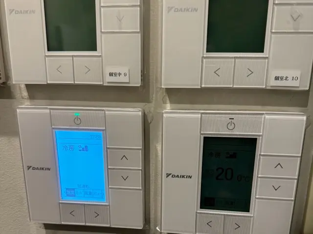 パッケージエアコン、ビル用マルチエアコン取り付けサービスの画像