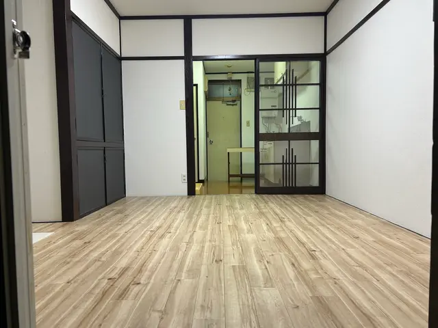 水回りの床や居室にも！掃除しやすく長持ちするクッションフロアの張り替えサービスの画像